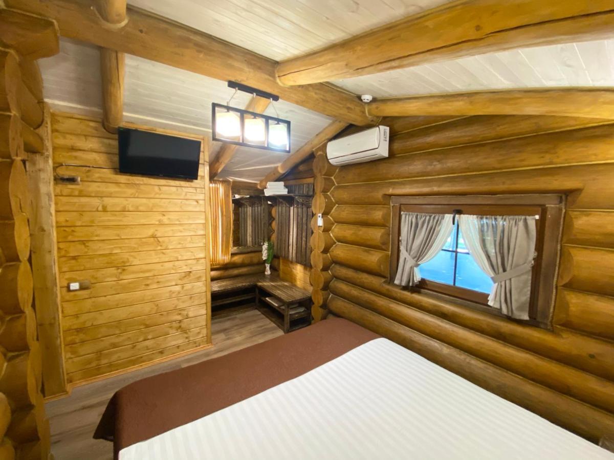 Resort Stariy Prud Pylypovychi Екстериор снимка