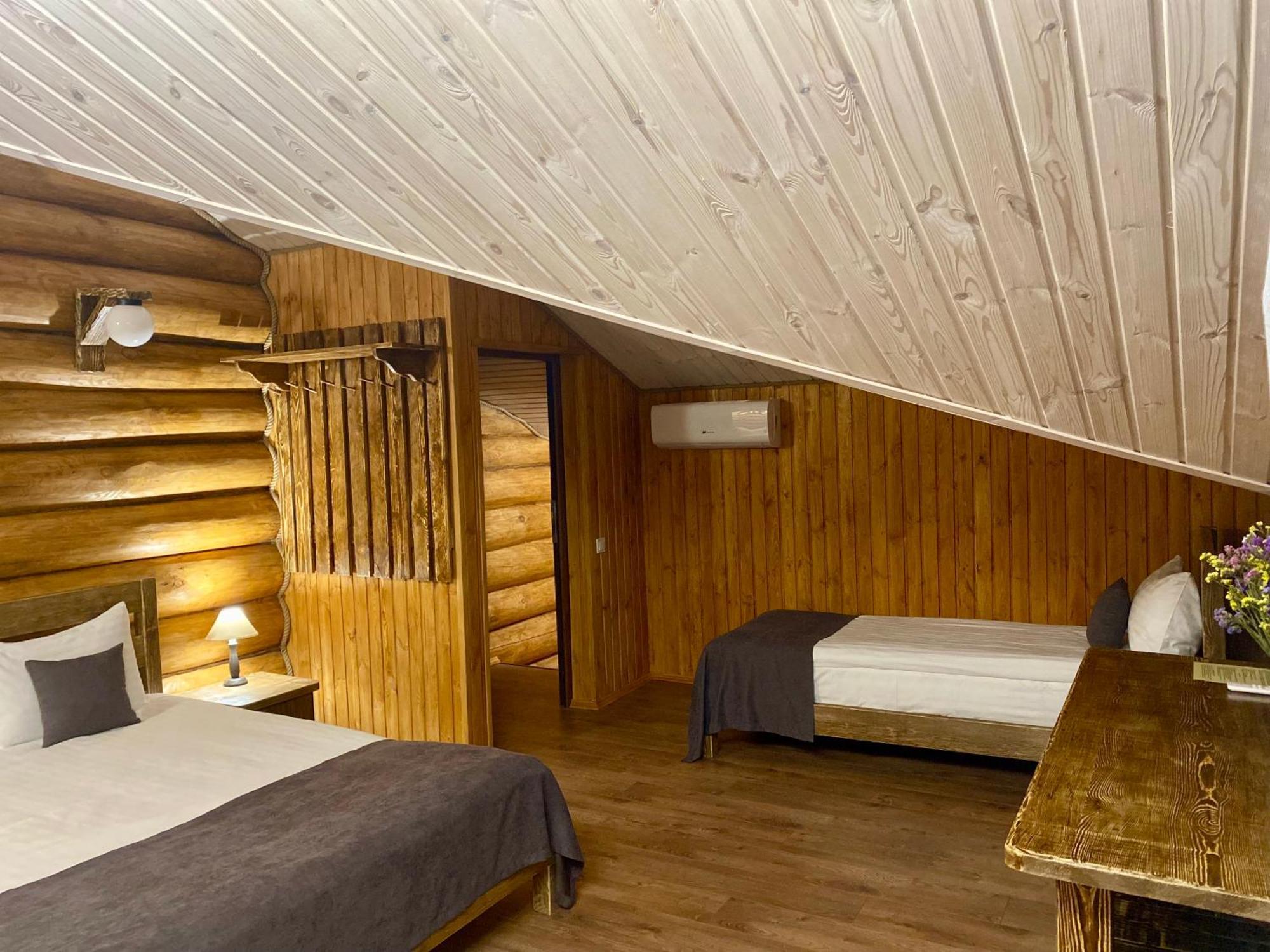 Resort Stariy Prud Pylypovychi Екстериор снимка