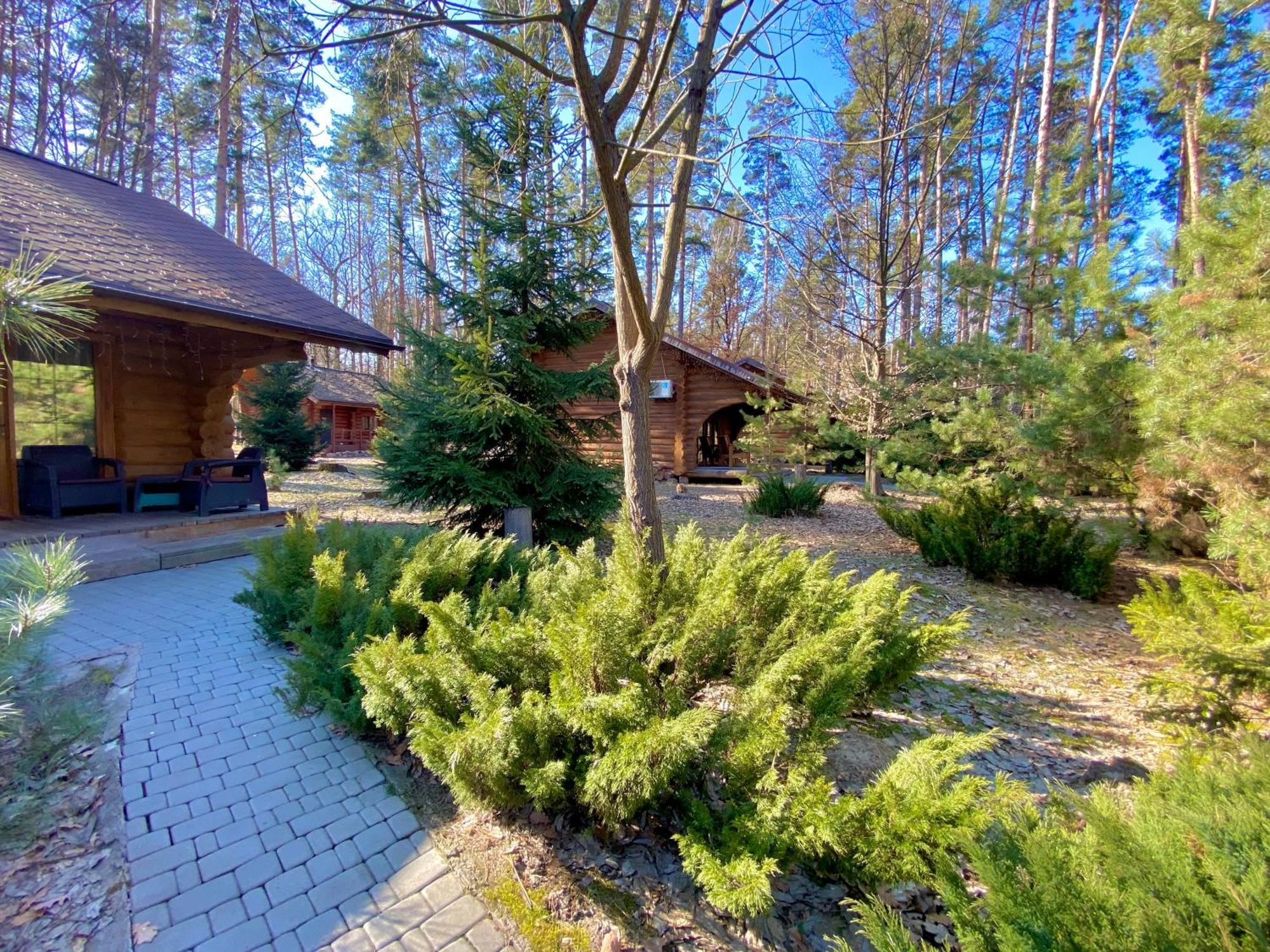 Resort Stariy Prud Pylypovychi Екстериор снимка